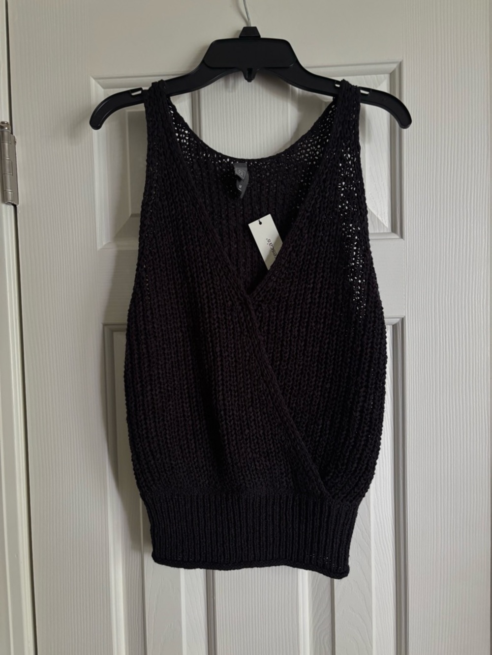Francesca's Black Knit Surplice Sleeveless Top